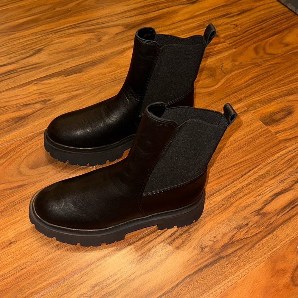 Schutz billie casual boot hardly ever warn